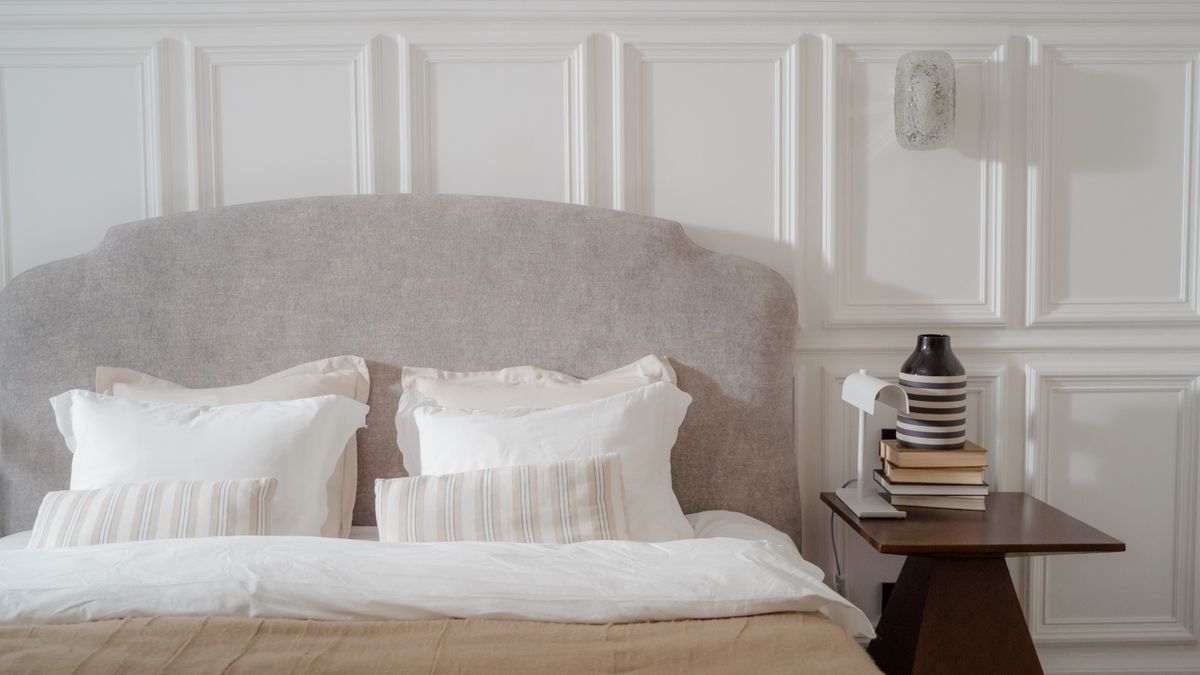 Comparing Linen Blends for Bedding and Curtains
