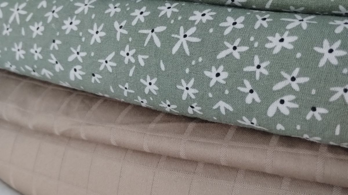 Removing Common Stains from Linen Tablecloths